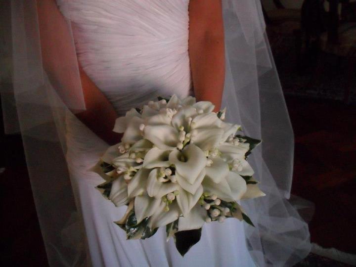 Un bouquet da sposa di calle. Scopri il significato dei fiori con ...